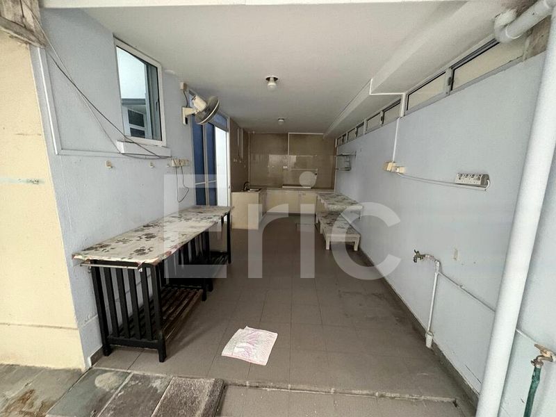 5 Bed Corner Terrace (Landed) for Sale in  Loyang Villas - Image 6